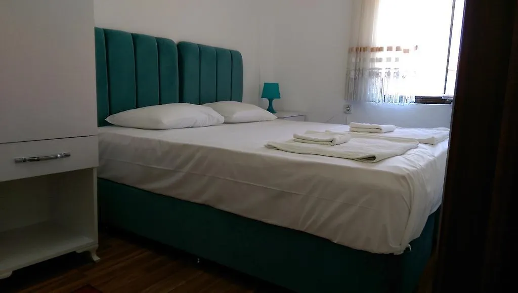 Siren Pension Foça